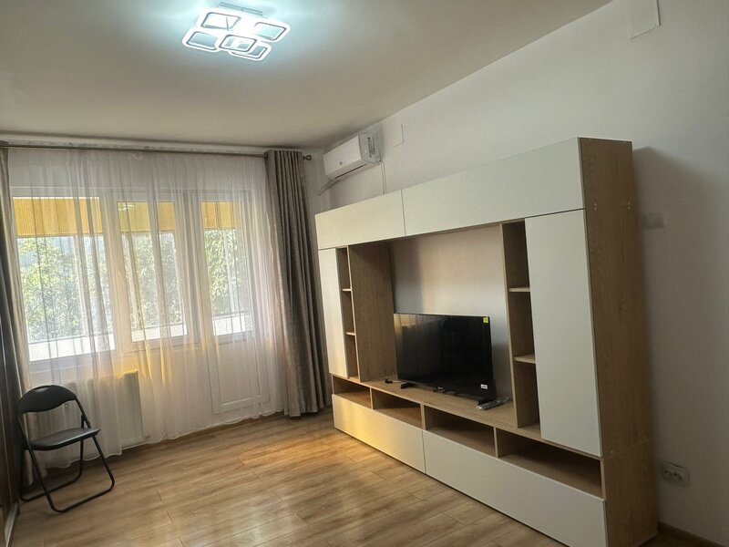 Pantelimon, spital, parcul Florilor